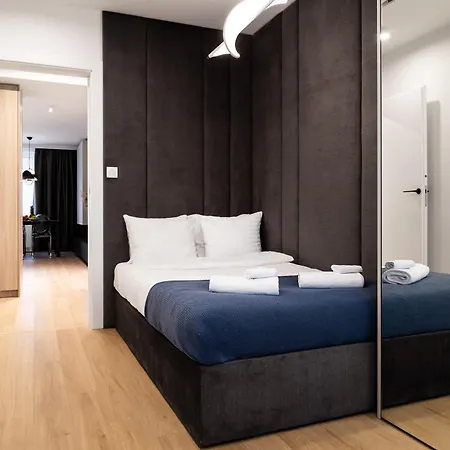 Househost Retoryka شقة