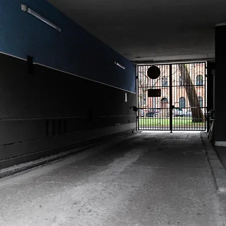 Househost Retoryka アパート