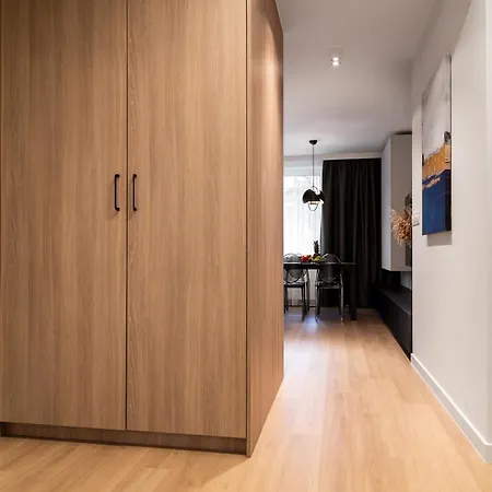 アパート Househost Retoryka *